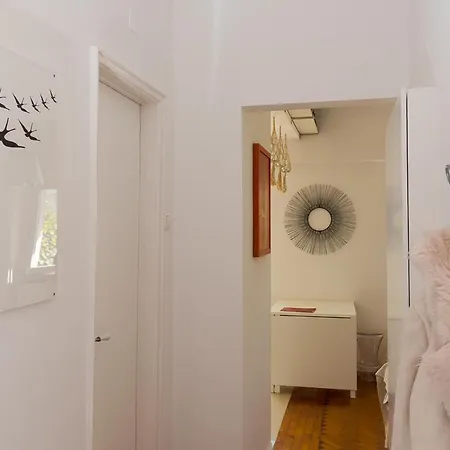 Apartment Flat With A Garden In Belem *