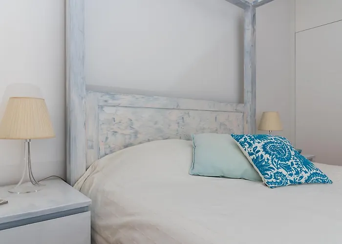 Flat With A Garden In Belem شقة *