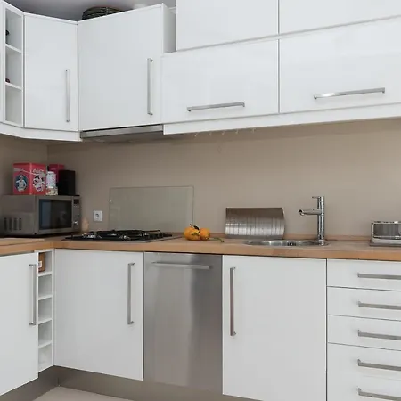 Appartamento Flat With A Garden In Belem Lisbona